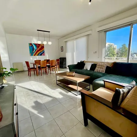 Comfort In - Aglantzia Rik Apartment *